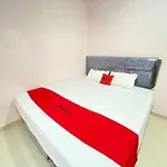 Reddoorz At Homestay Madu Makassar